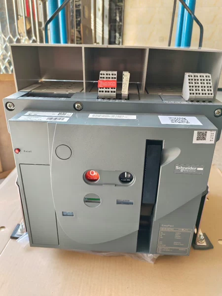 Schneider Electric MVS16TA3 3P1600A Marine Spare Part