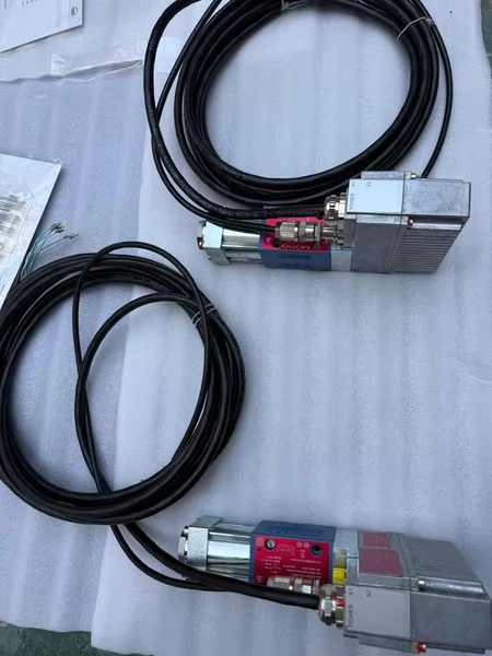 MOOG Proportional Valve D636-433-0001