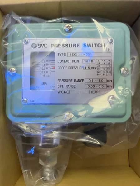 SMC Pressure Switch +ISG210-031++ISG130-031