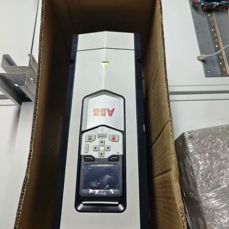 ABB Frequency Converter ACS880-01-014A-5+C132+P9