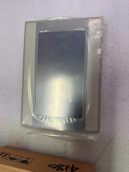 Touchscreen MT6071IE +