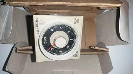 Omron Time Relay H3CR 0-12