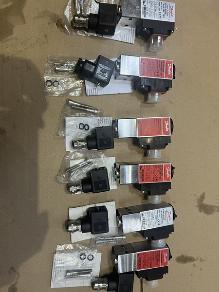 Danfoss Pressure Sensor MBC 5100 Model 1411-1