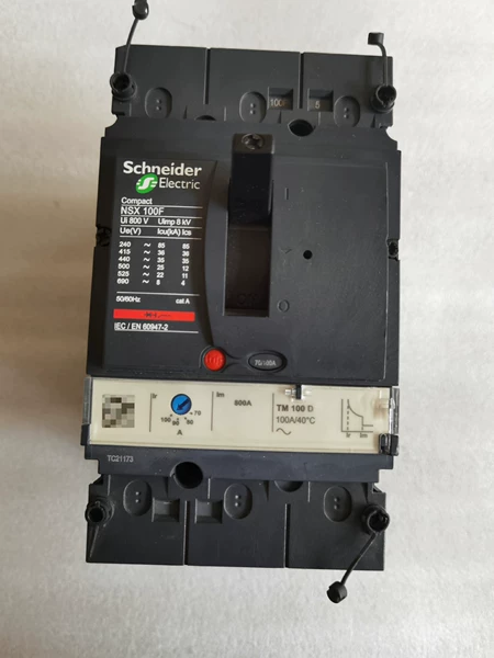 Schneider Electric NSX100F 3P100A 1 3P63A Marine Spare Part