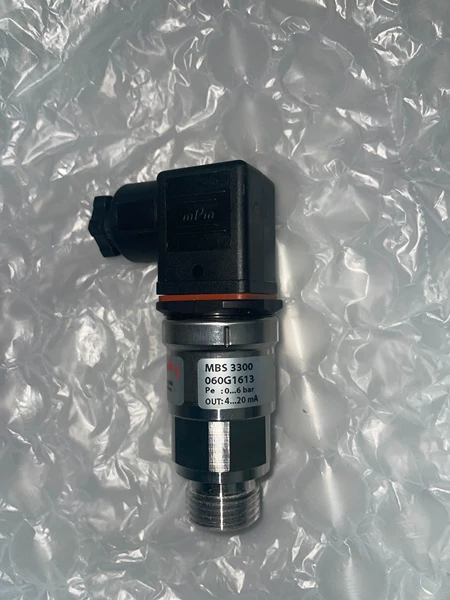 Danfoss Pressure MBS 3300 060G1613 Sensor Switch Marine Spare Part