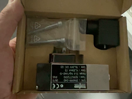 Trafag Pressure Sensor Model 8244.77.2310