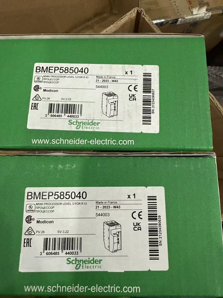 BMEP585040 Schneider Electric Module