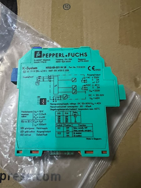 Pepperl Fuchs KFD2-ER-EX1.W.LB Safety Barrier