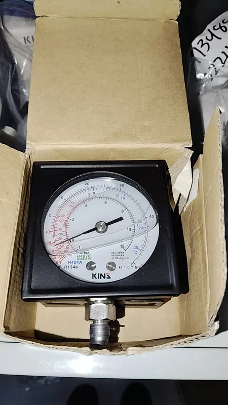 KINS R404A R134a Pressure Gauge