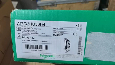 ATV32HU30N4 Schneider Electric Frequency Converter