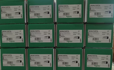Schneider Electric M258 Controller TM258LF42DT4L