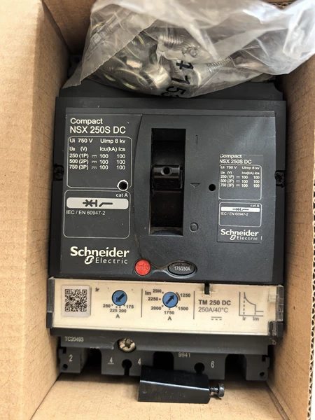 Schneider Electric NSX250S DC 3P250A 2 Marine Spare Part