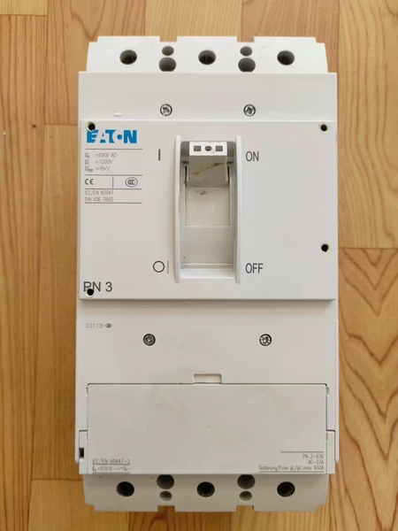 Eaton Eaton Switch PN3 3P630A