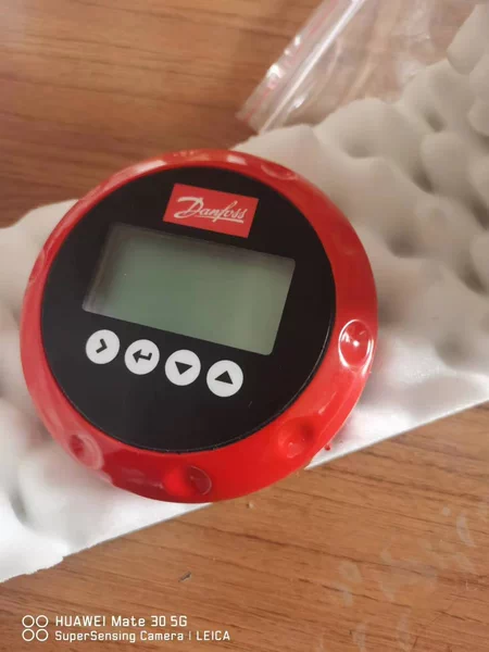 Level Sensor AKS4100U/AKS4100 HMI