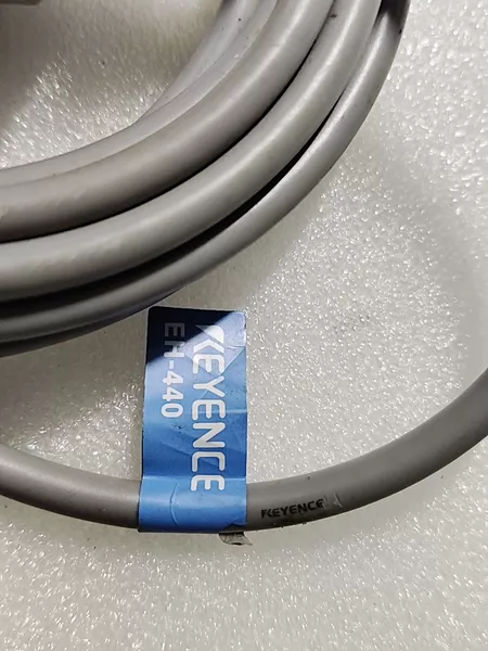 KEYENCE EH-440 Sensor With Cable