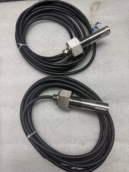 Sensor