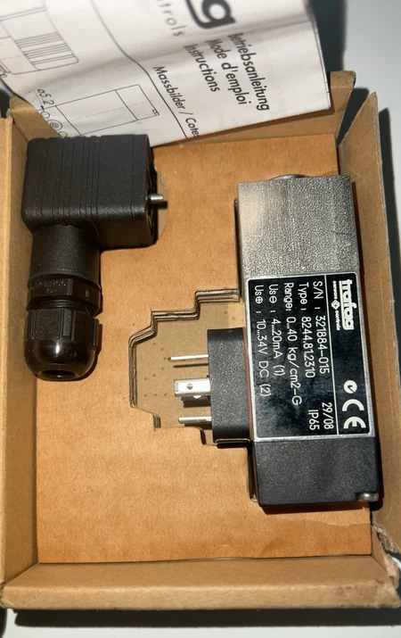 Trafag Pressure Sensor 8244.81.2310