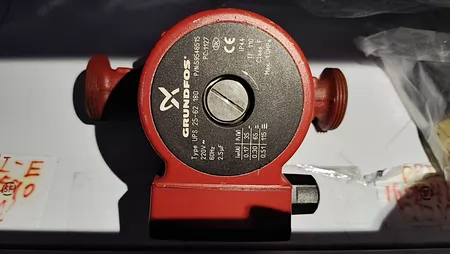UPS 25-62 180 Pump 220V 60Hz