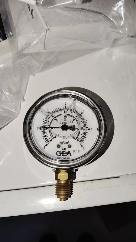 GEA Pressure Gauge Model EN837-1 0001-1849-600