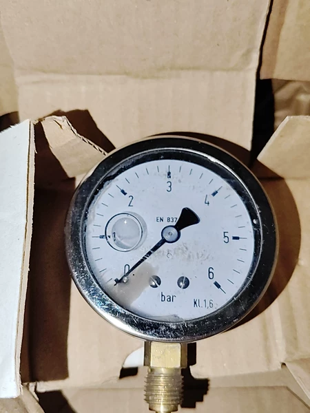 Johnson Controls H532 Pressure Gauge