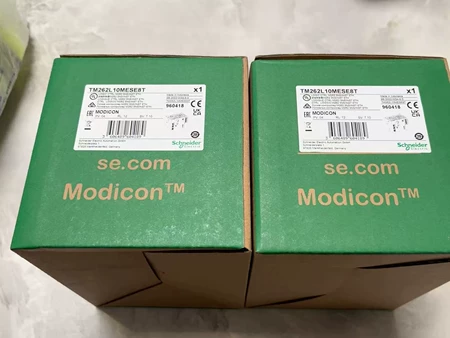 TM262L10MESE8T Schneider Electric Module