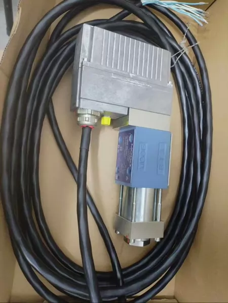 MOOG Proportional Valve D636-269-0001