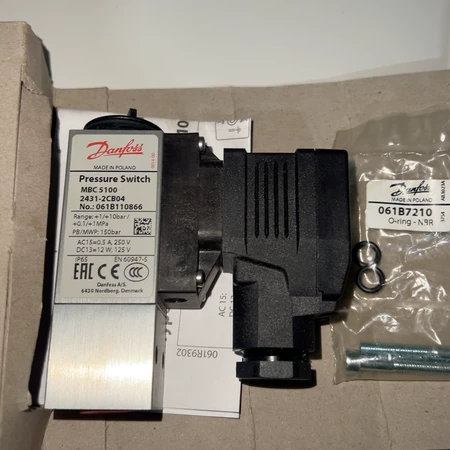 Danfoss Pressure Switch MBC5100 061B110866