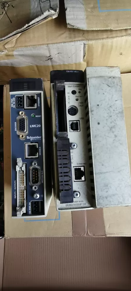 Schneider Electric LMC20 TSX3721001PLC Electrical Automation Marine Spare Part