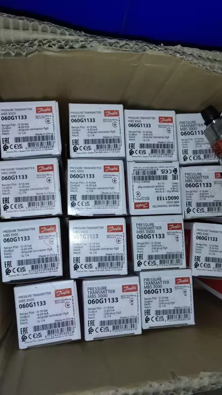 060G1133 MBS3000 Danfoss Pressure Sensor Pressure 0-1