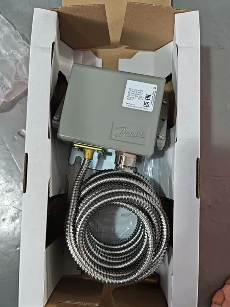 Danfoss Temperature Switch 060L313066 KPS80