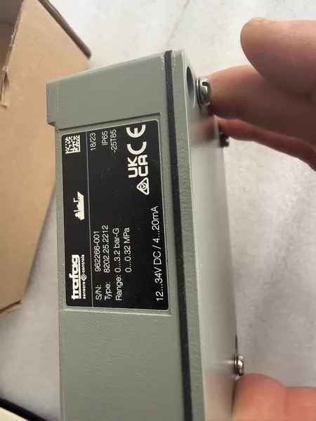 Trafag Pressure Transmitter 8202.25.2212