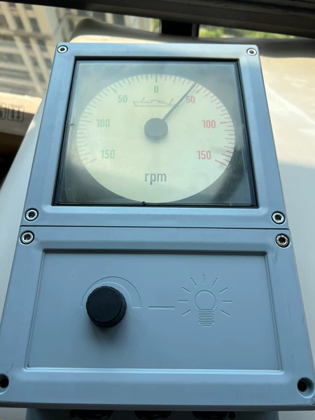 DEIF BRW-2 Tachometer