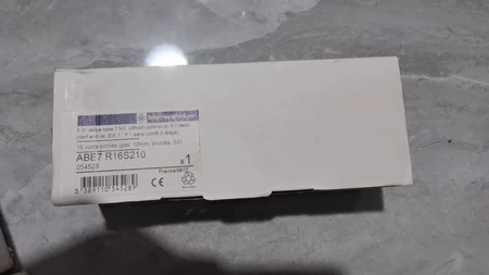 ABE7 R16S210 Schneider Electric Module