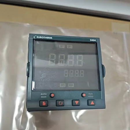 EUROTHERM Temperature Controller 2404