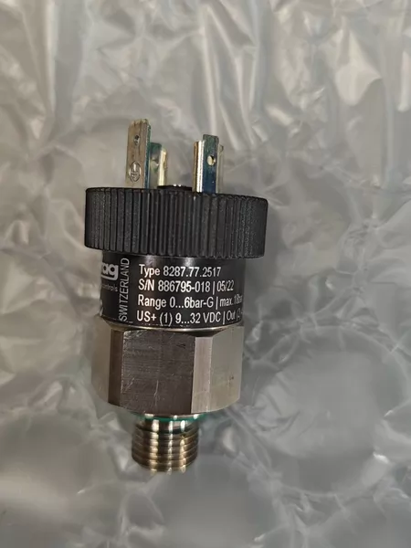 Trafag Pressure Sensor 0-6bar 8287.77.2517