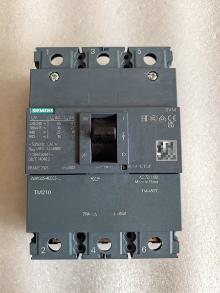 Siemens 3VM 3VM1225-4ED32-0AA0 Marine Spare Part