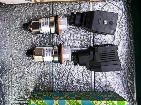 Danfoss Pressure Transmitter Model MBS 3300 060