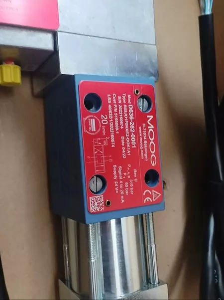 MOOG Servo Valve D636-262-0001