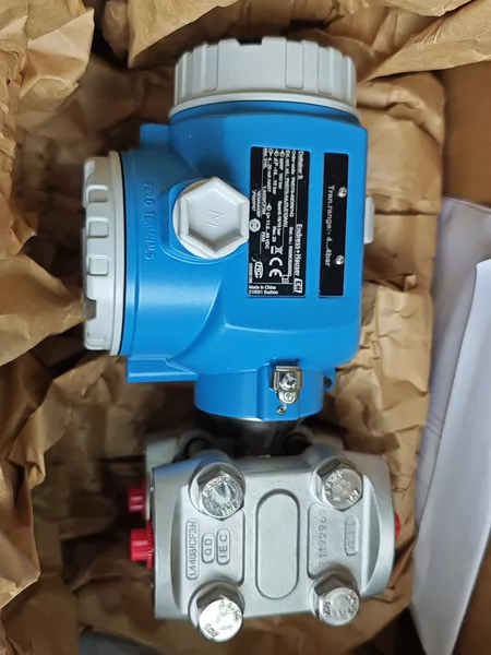 Endress+Hauser E+H Differential Pressure Transmitter :PMD75-49D05/142