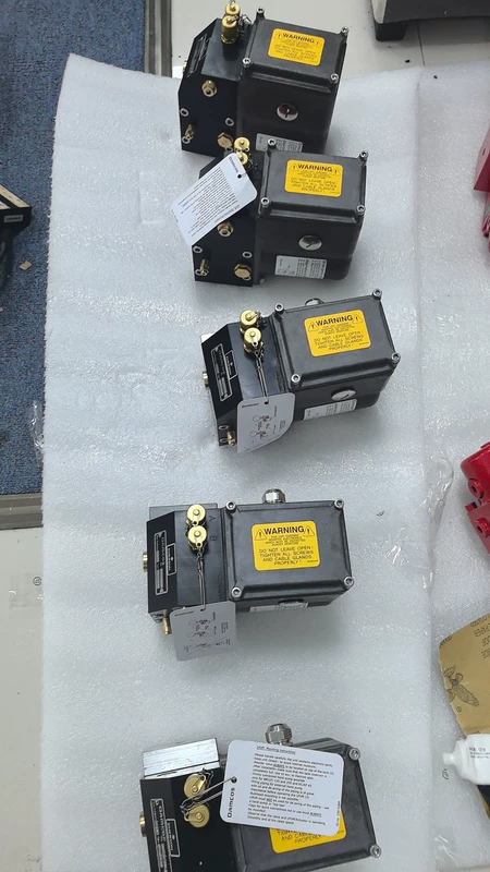 EMERSON Damcos LPUM-D Pressure Controller