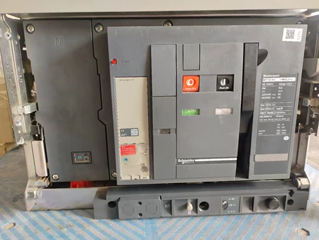 Schneider Electric MT10 H1 4P1000A Marine Spare Part