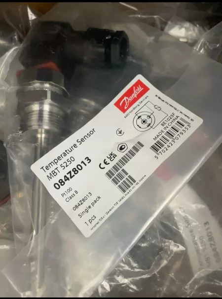 Danfoss Temperature Sensor MBT5250 084Z8013