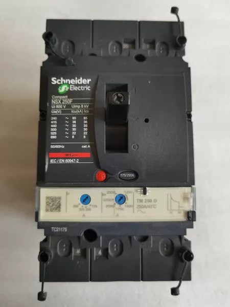 Schneider Electric NSX250F 3P200A 1 250A 1 Marine Spare Part