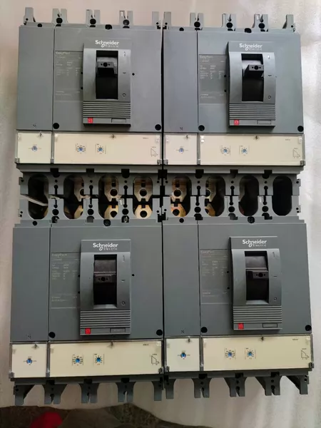 Schneider Electric CVS400F 4P400A Marine Spare Part