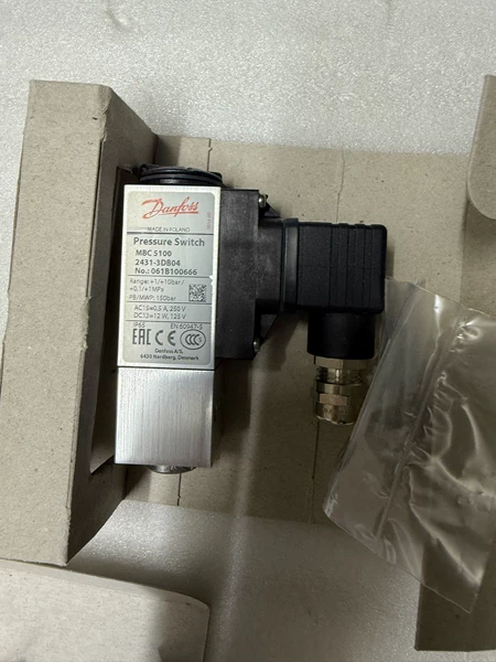 Danfoss/ Danfoss Pressure Switch MBC5100 3231-3B