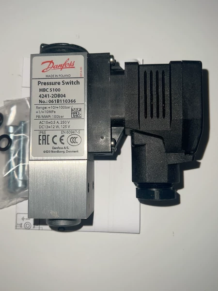 (Danfoss) Danfoss Pressure Switch MBC5100 061B1