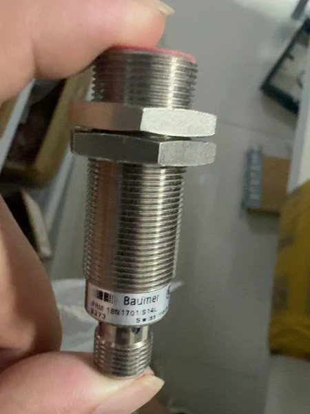 Baumer Sensor Model IFRM 18N1701/S14L