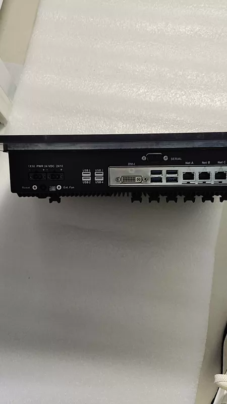 Kongsberg Kongsberg CP12 m. KBE15 Touchscreen
