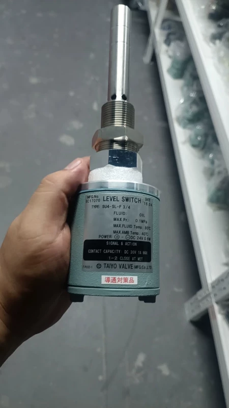 TAIYO VALVE Sensor Model SU4-SL-F 3/