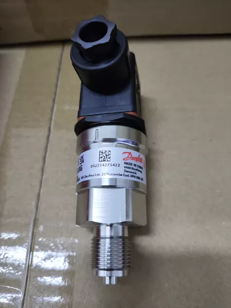 Danfoss Pressure Sensor AKS33